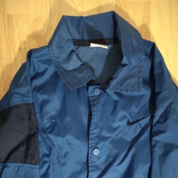 Vintage Nike Logo Spell Out Windbreaker Jacket - Picture 4 of 9